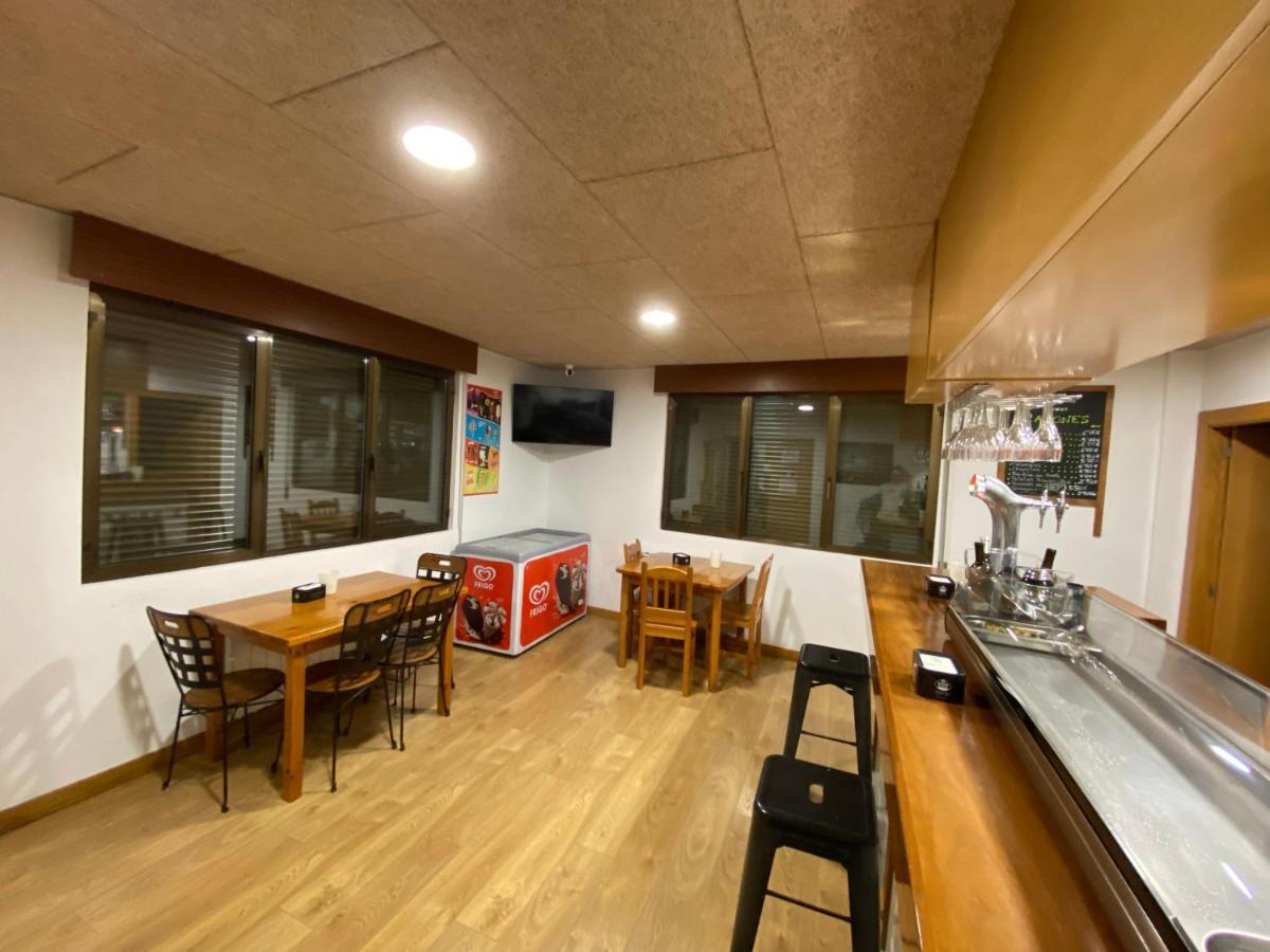 Albergue El Camino De Santovenia Santovenia De Oca Buitenkant foto